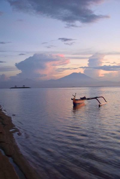 Indonesia, Bali Sunrise over Sanur Beach